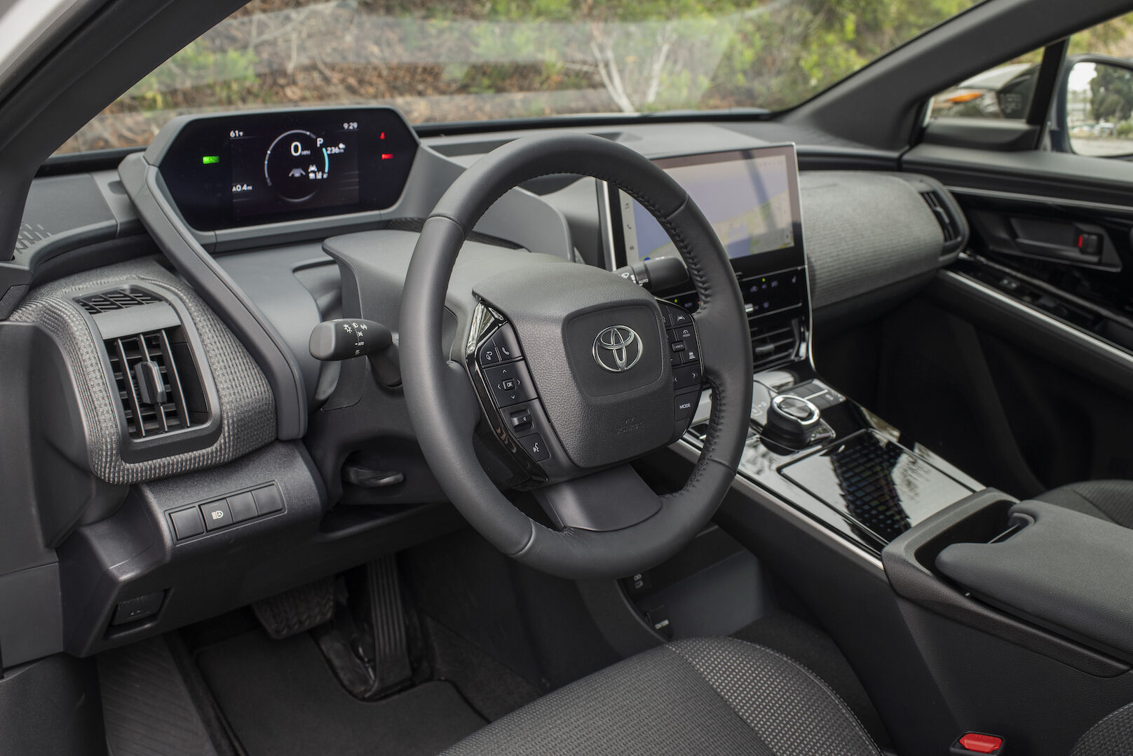 2023 Toyota bZ4X_Interior.jpg